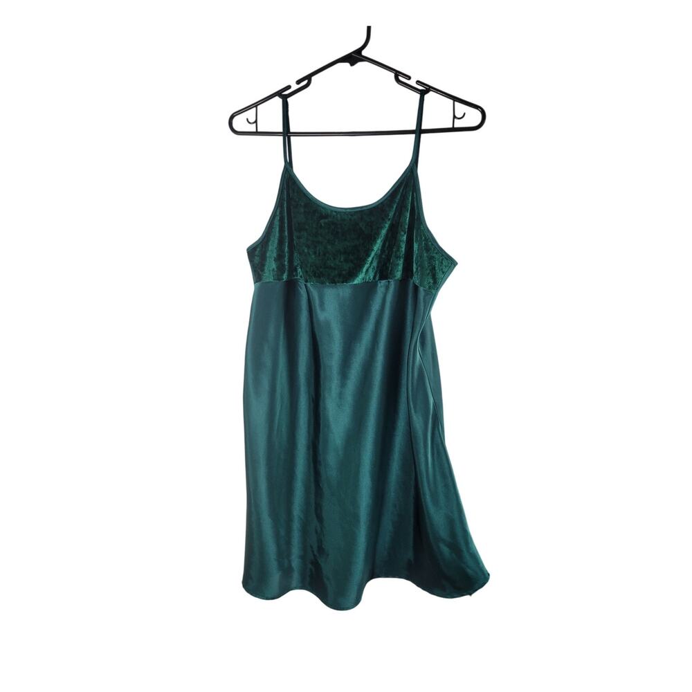 VTG Delicate Treasures Emerald Green Silky Velour Slip Dress Women's Size L